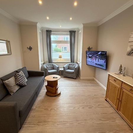 Ferienwohnung „Opa'S Tohuus“Mit Fahrraedern, Husum 후줌 외부 사진
