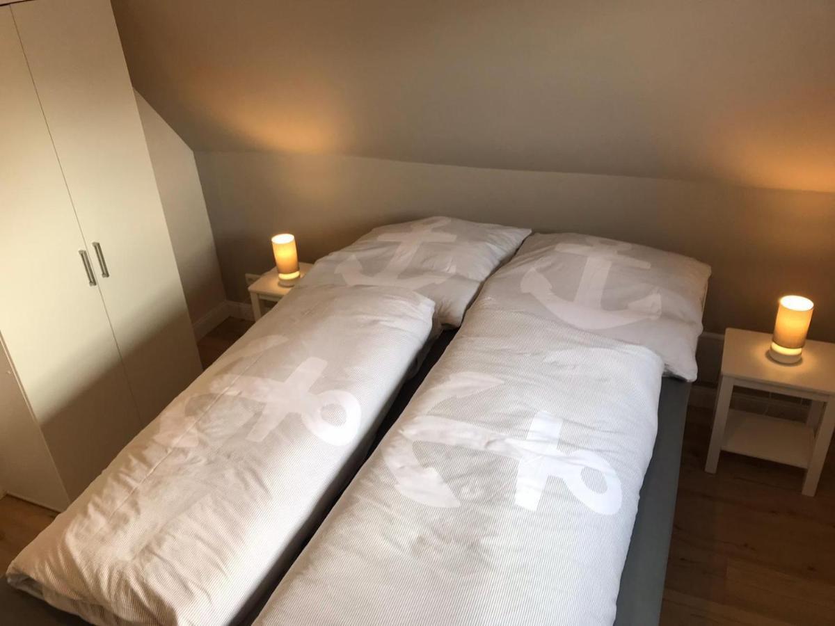 Ferienwohnung „Opa'S Tohuus“Mit Fahrraedern, Husum 후줌 외부 사진